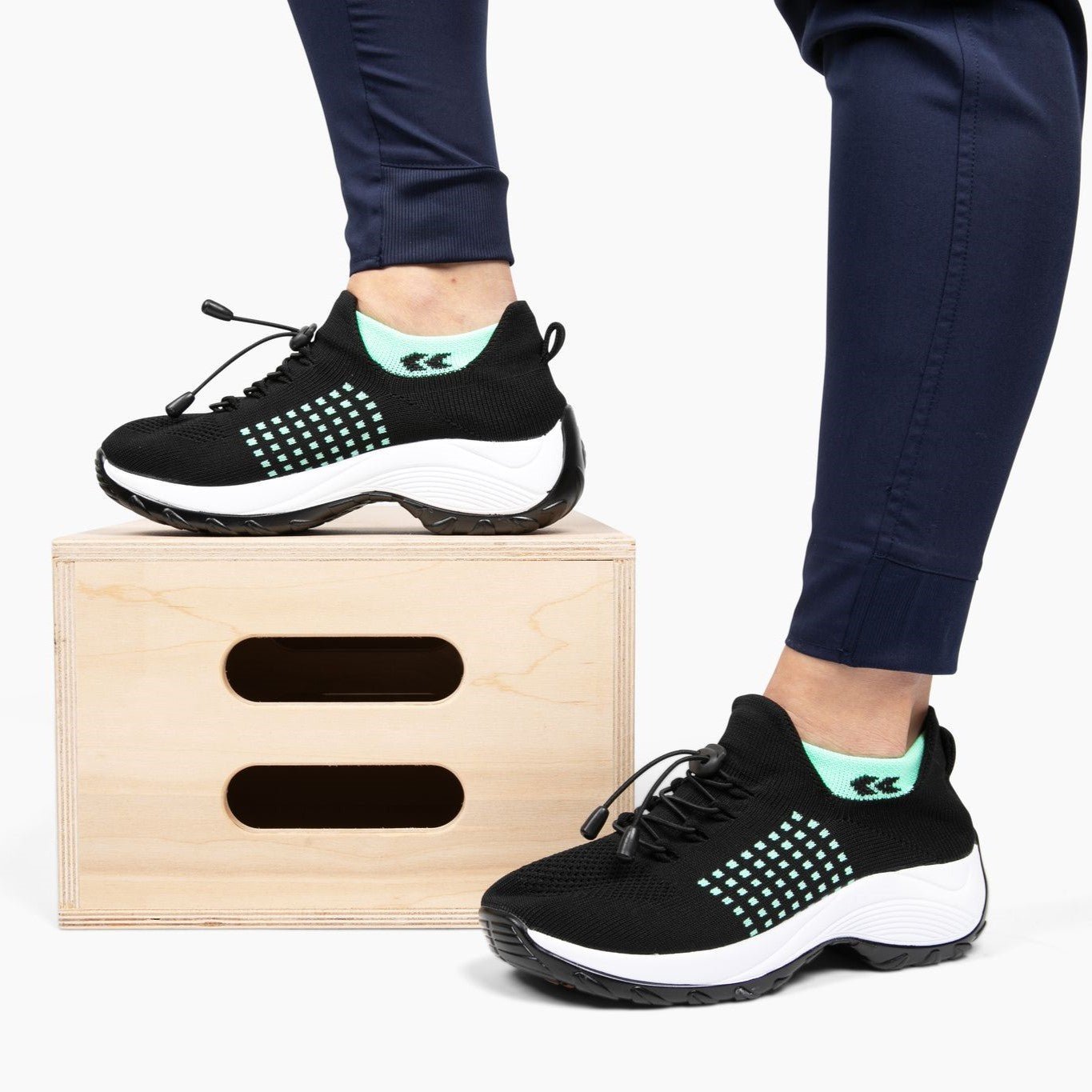 Elliora | Stretch Comfort Orthopedic Sneakers